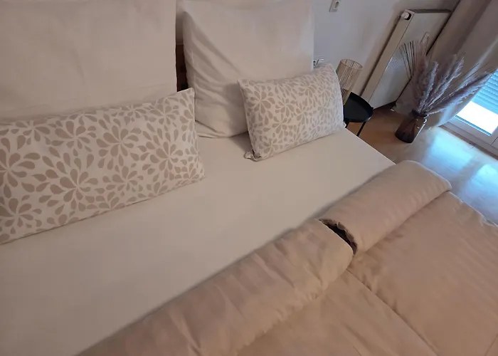 Panda In Der Naehe Von Therme Und Atrio דירה וילאך